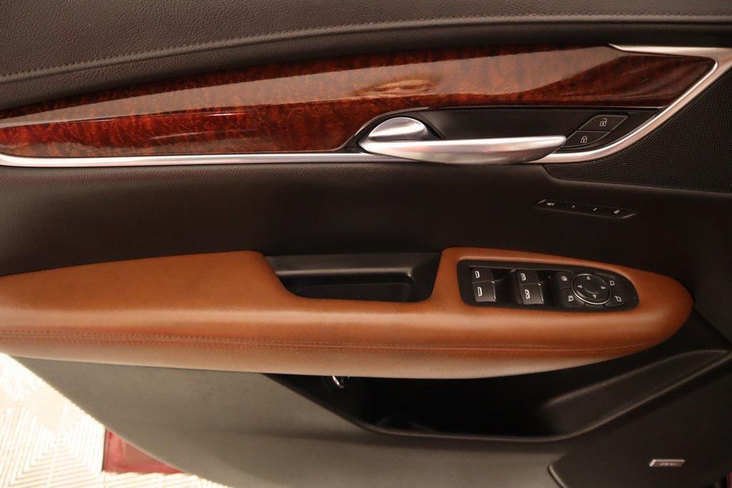 used 2019 Cadillac XT5 car, priced at $22,459