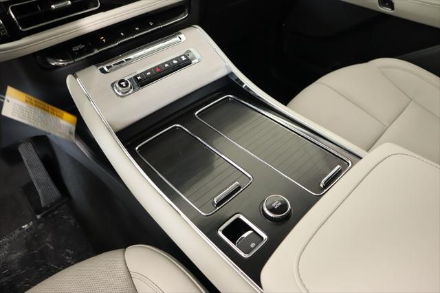 new 2025 Lincoln Aviator car, priced at $65,733