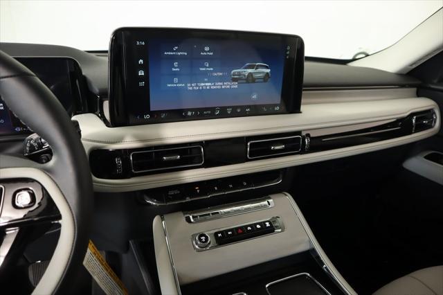 new 2025 Lincoln Aviator car, priced at $65,733