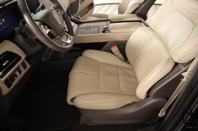 used 2024 Lincoln Navigator car, priced at $66,892