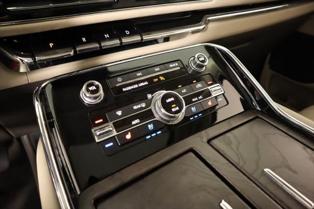used 2024 Lincoln Navigator car, priced at $66,892