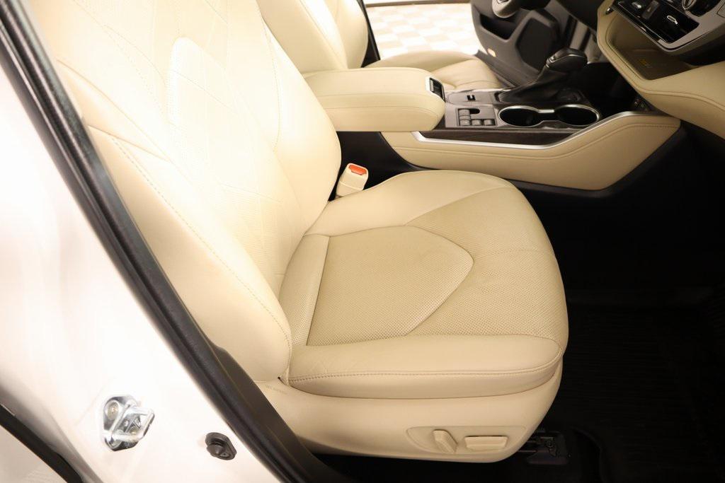 used 2023 Toyota Highlander Hybrid car, priced at $46,389