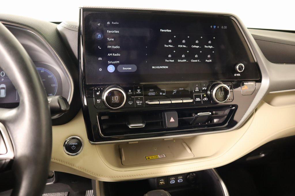 used 2023 Toyota Highlander Hybrid car, priced at $46,389