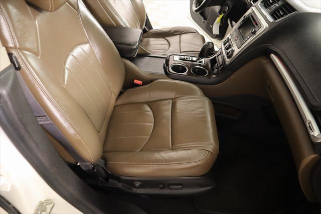 used 2015 GMC Acadia car, priced at $12,789