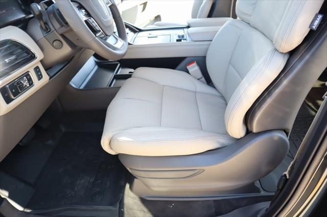 new 2024 Lincoln Navigator car, priced at $71,998