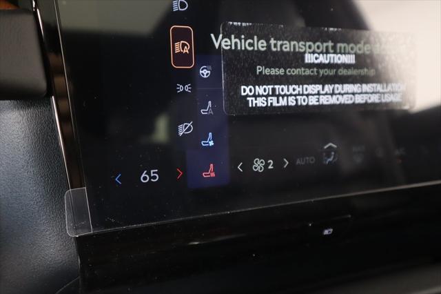 new 2025 Lincoln Navigator car, priced at $122,405