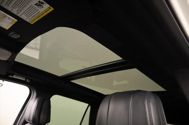 new 2025 Lincoln Navigator car, priced at $105,230