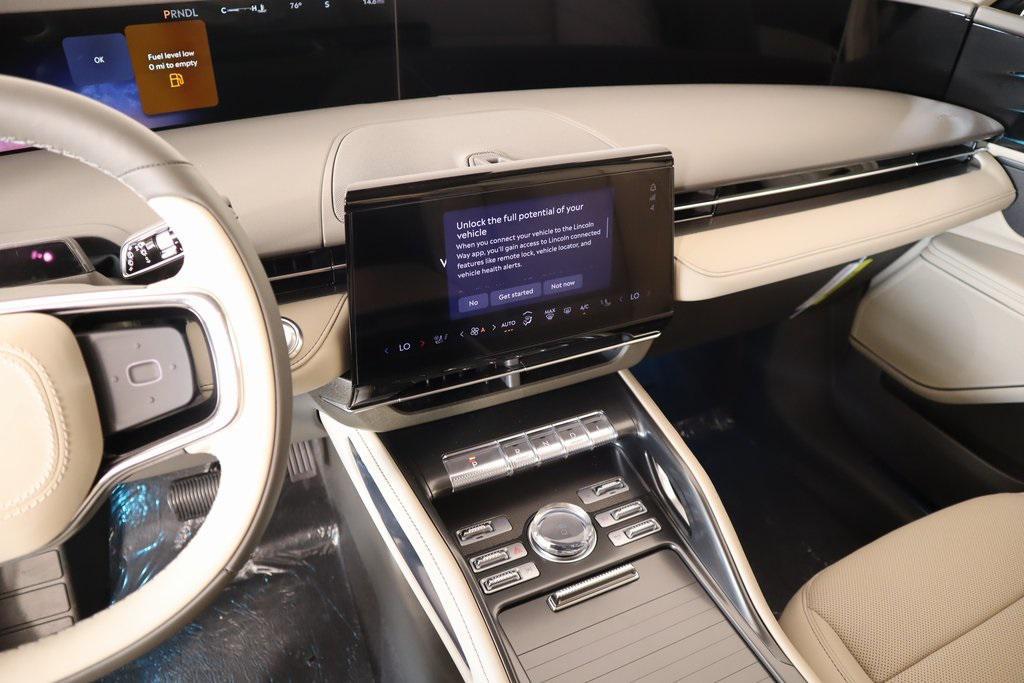 new 2025 Lincoln Nautilus car, priced at $56,033