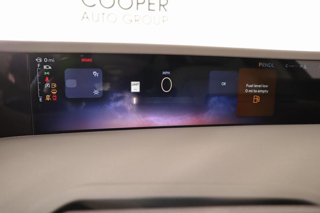 new 2025 Lincoln Nautilus car, priced at $56,033