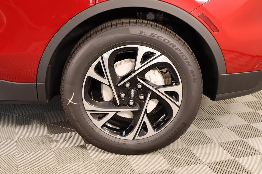 new 2025 Lincoln Nautilus car, priced at $56,033