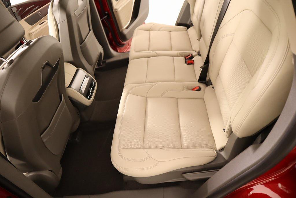 new 2025 Lincoln Nautilus car, priced at $56,033