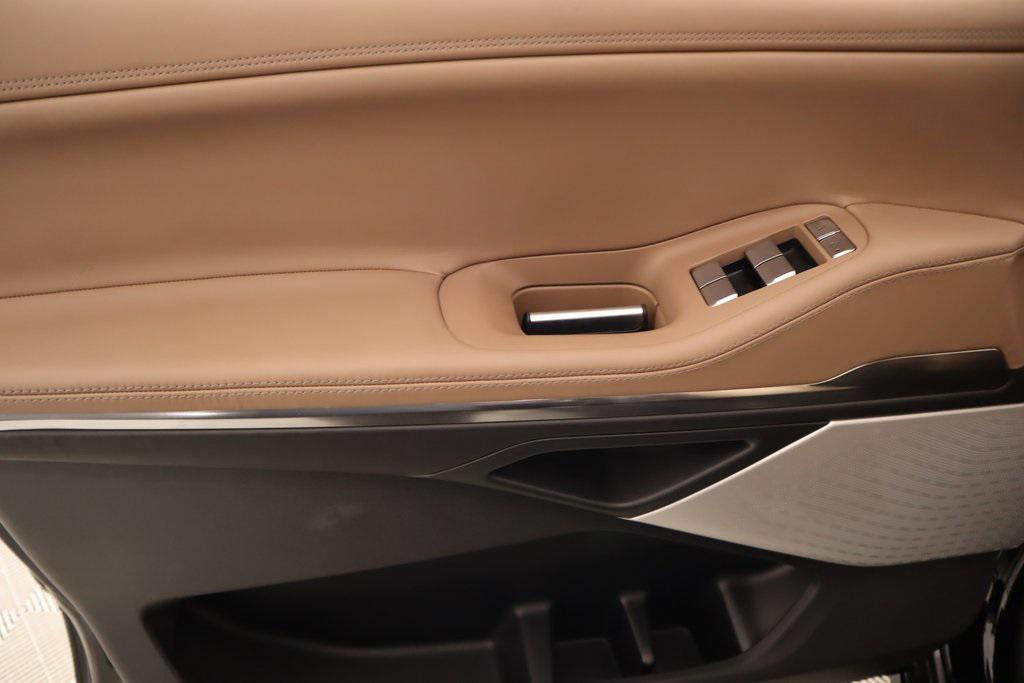 new 2025 Lincoln Navigator car, priced at $119,435