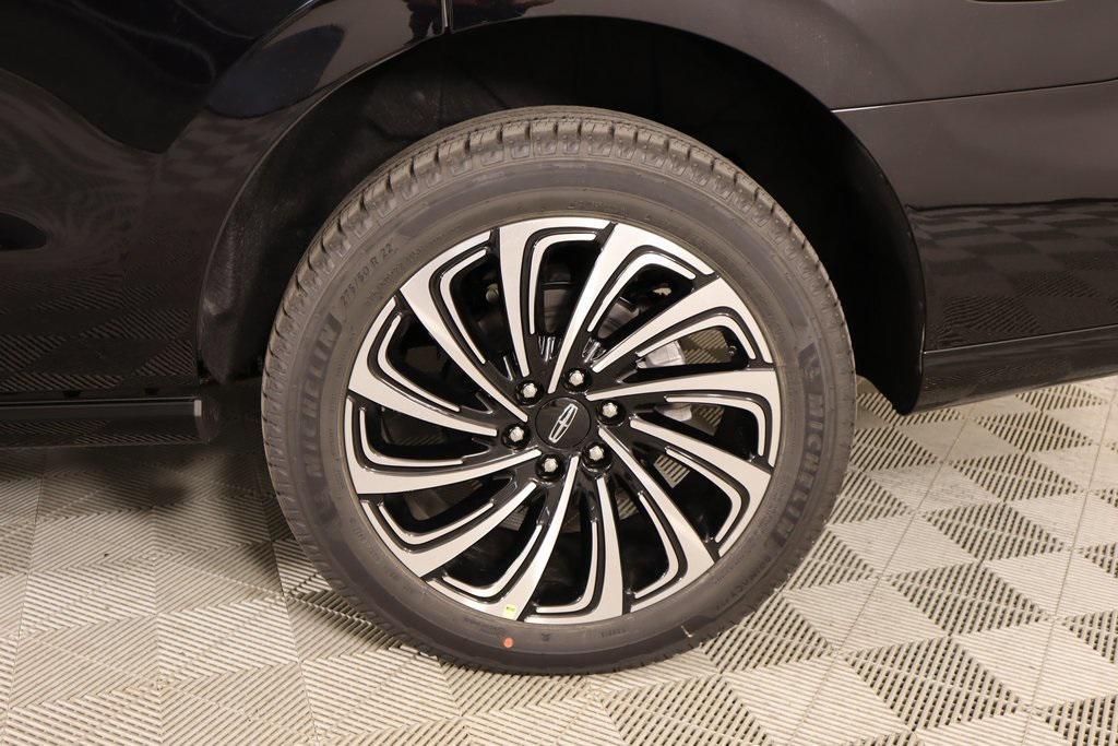 new 2025 Lincoln Navigator car, priced at $119,435