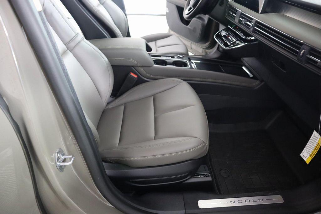 new 2025 Lincoln Corsair car, priced at $38,854