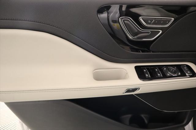 new 2025 Lincoln Aviator car, priced at $57,002