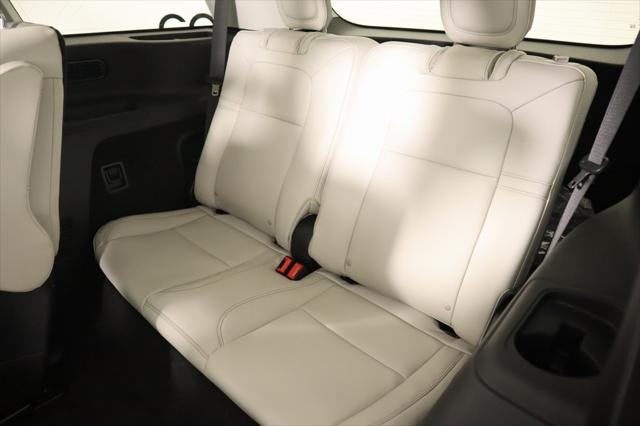new 2025 Lincoln Aviator car, priced at $57,002