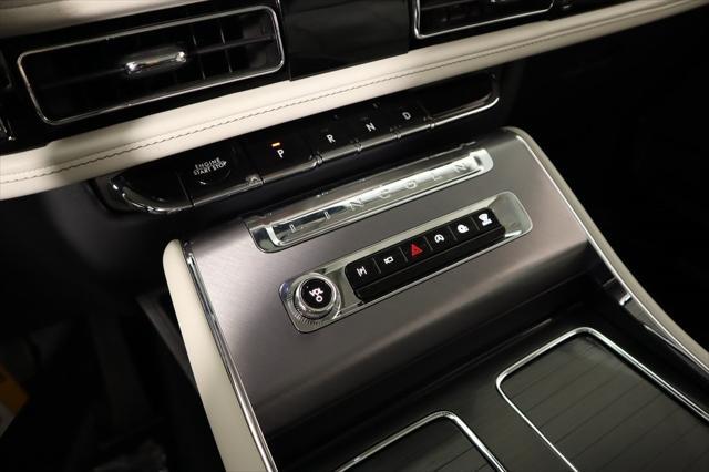 new 2025 Lincoln Aviator car, priced at $57,002