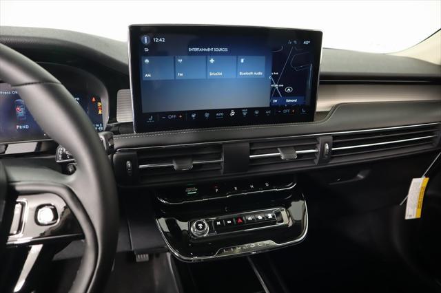 new 2025 Lincoln Corsair car, priced at $45,276