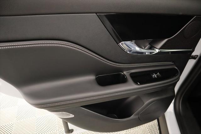 new 2025 Lincoln Corsair car, priced at $45,276