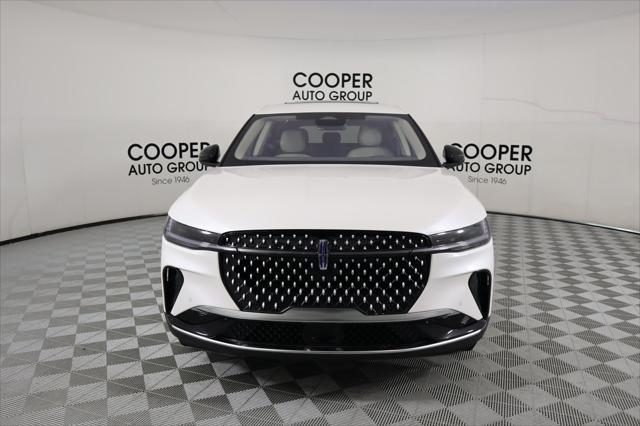new 2025 Lincoln Nautilus car, priced at $55,448