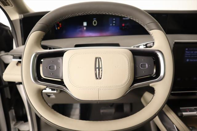 new 2025 Lincoln Nautilus car, priced at $61,561