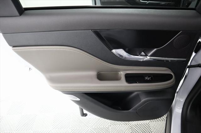 new 2025 Lincoln Corsair car, priced at $45,276