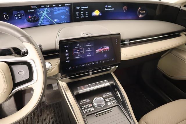 new 2025 Lincoln Nautilus car, priced at $49,096