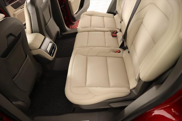 new 2025 Lincoln Nautilus car, priced at $49,096