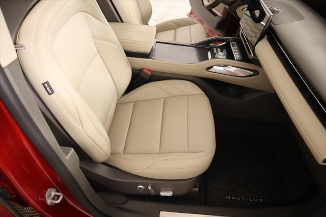 new 2025 Lincoln Nautilus car, priced at $49,096