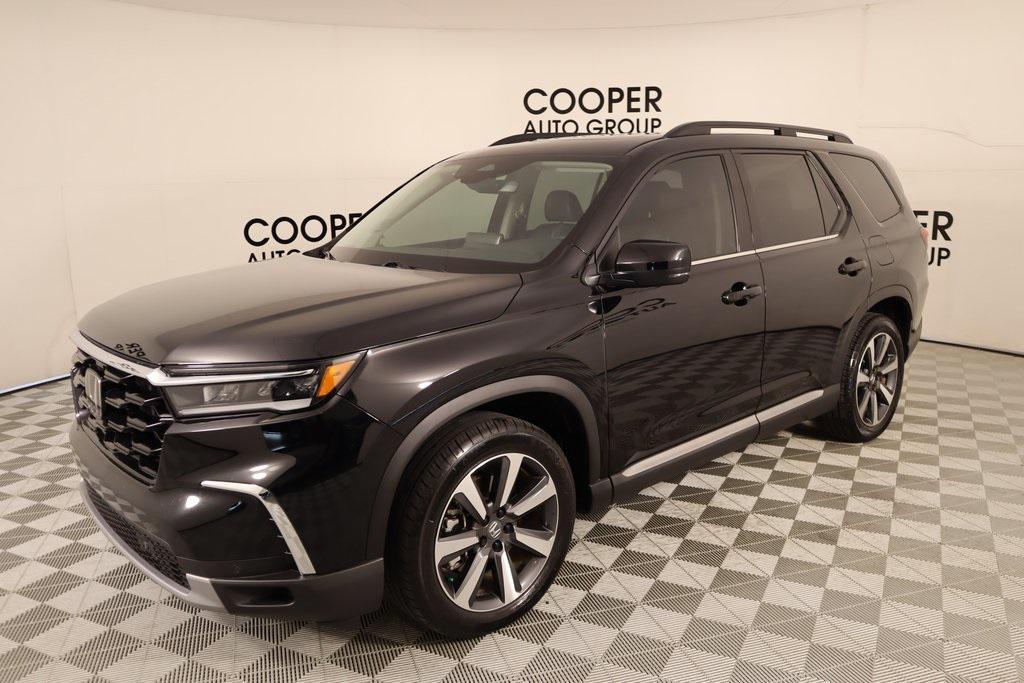 used 2023 Honda Pilot car, priced at $39,489