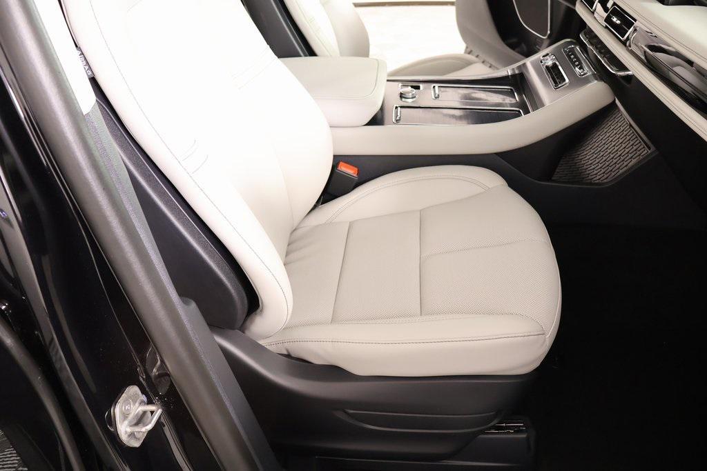 new 2025 Lincoln Aviator car, priced at $58,550