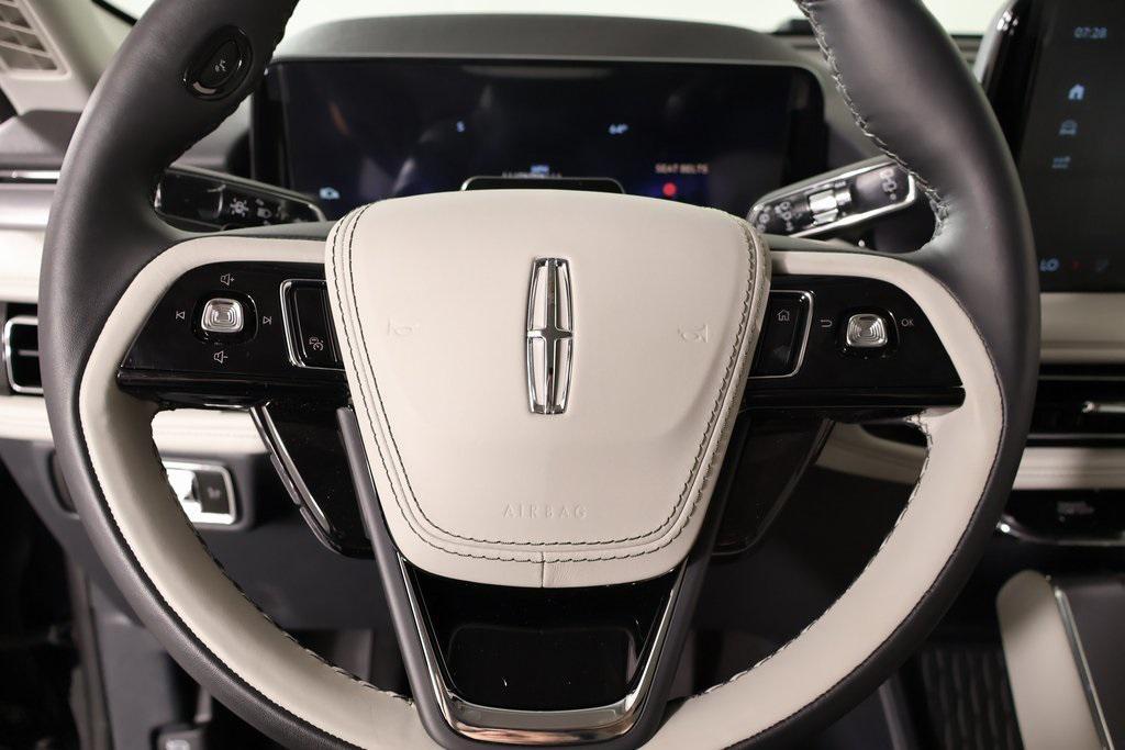 new 2025 Lincoln Aviator car, priced at $58,550
