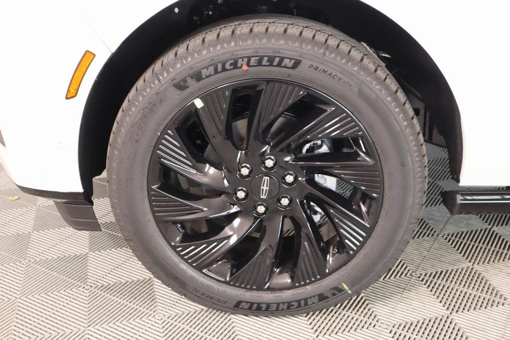 new 2025 Lincoln Navigator car, priced at $108,648