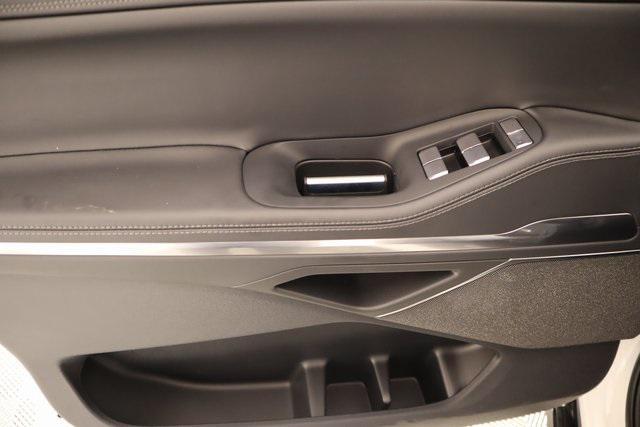new 2025 Lincoln Navigator car, priced at $105,648