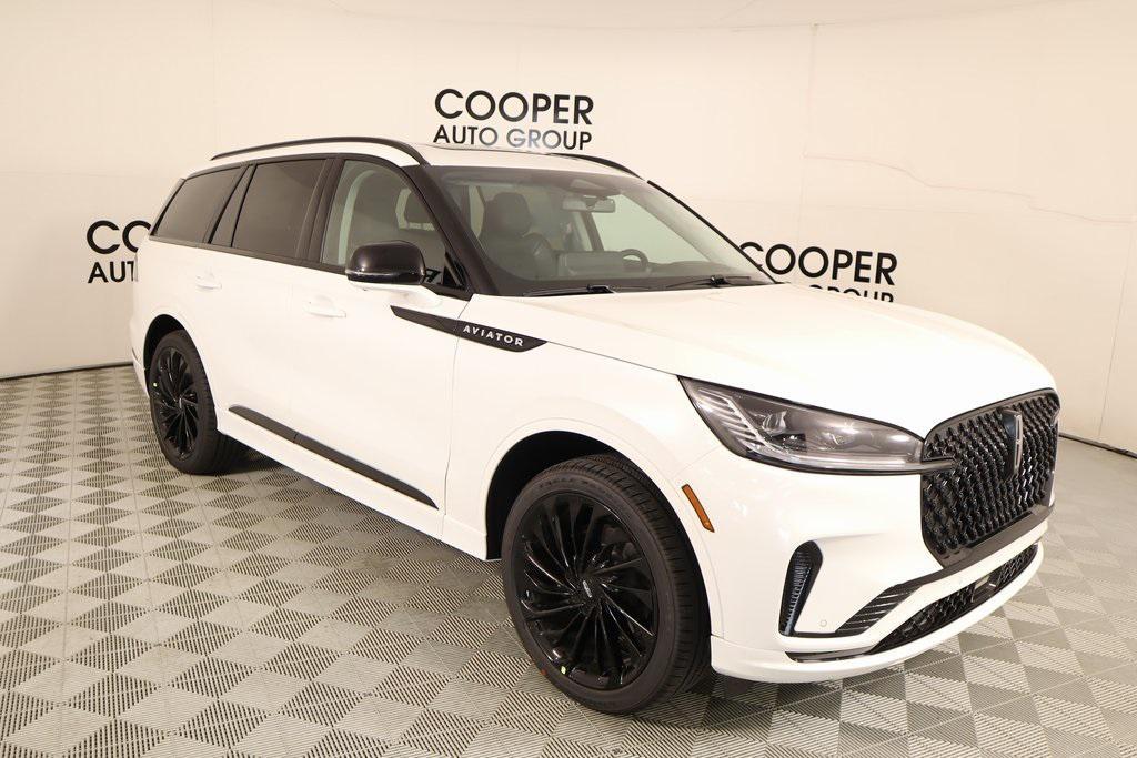 new 2025 Lincoln Aviator car, priced at $78,854