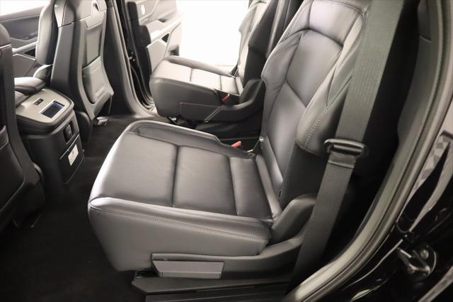 new 2025 Lincoln Navigator car, priced at $104,860