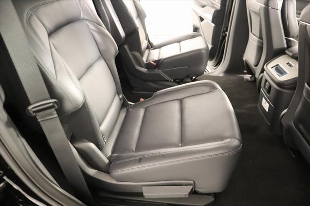 new 2025 Lincoln Navigator car, priced at $104,860