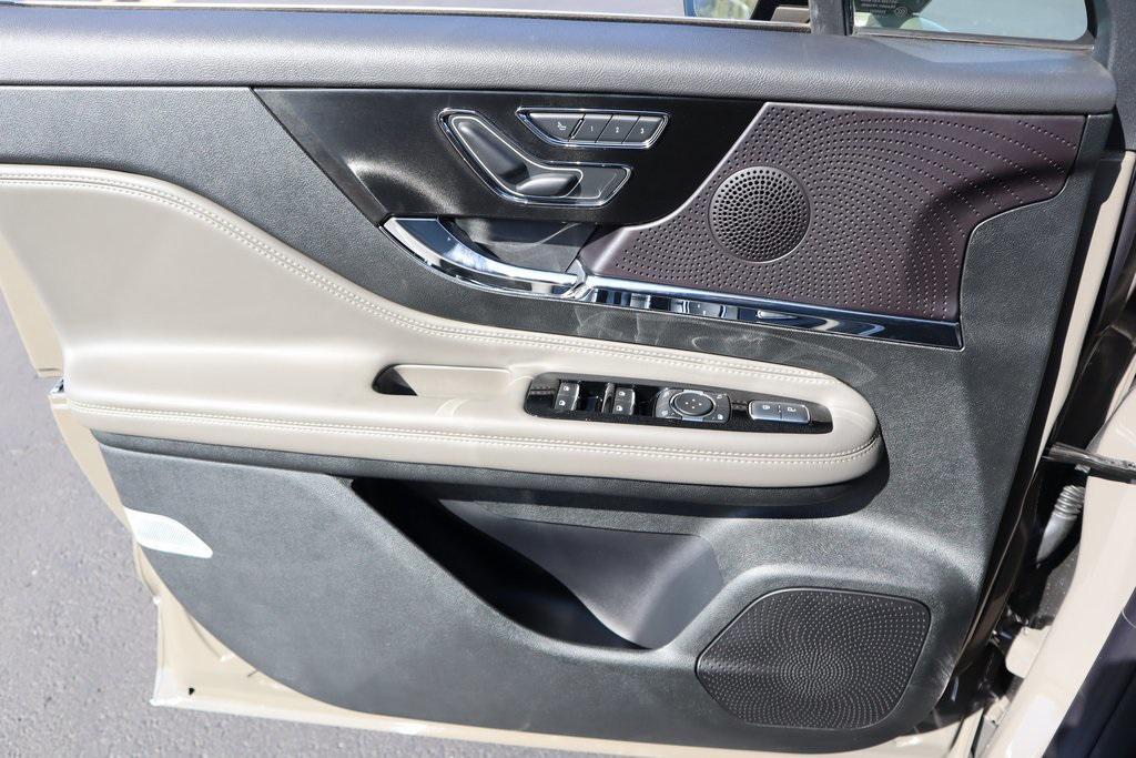new 2025 Lincoln Corsair car, priced at $43,688