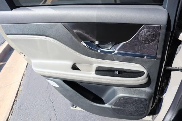 new 2025 Lincoln Corsair car, priced at $43,077