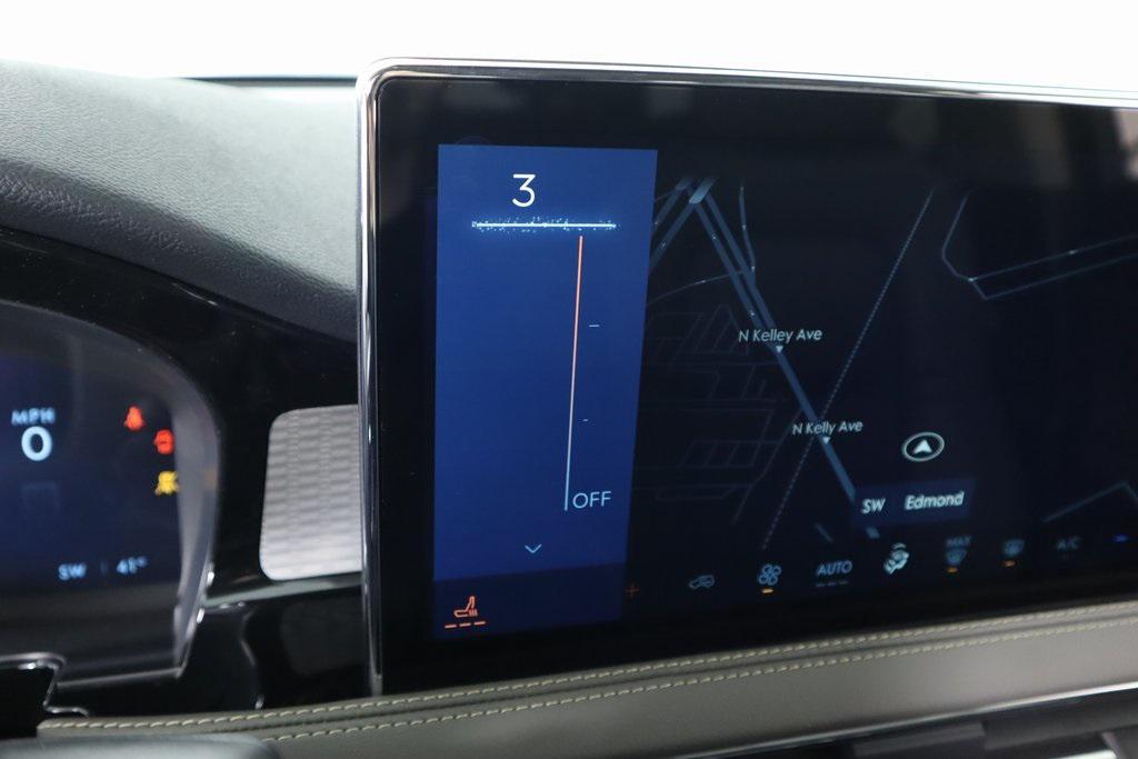 new 2025 Lincoln Corsair car, priced at $38,950