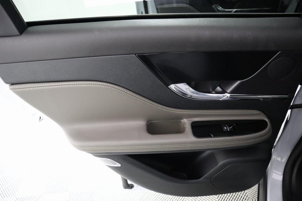 new 2025 Lincoln Corsair car, priced at $38,950
