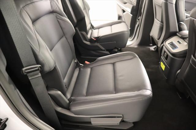 new 2025 Lincoln Navigator car, priced at $101,980