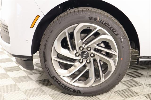 new 2025 Lincoln Navigator car, priced at $101,980