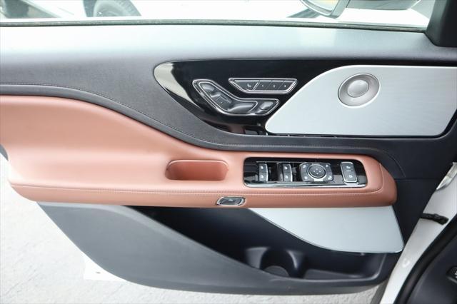 new 2025 Lincoln Aviator car, priced at $69,535
