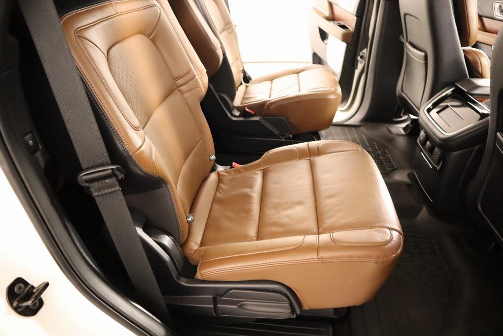 used 2024 Lincoln Navigator car, priced at $80,999