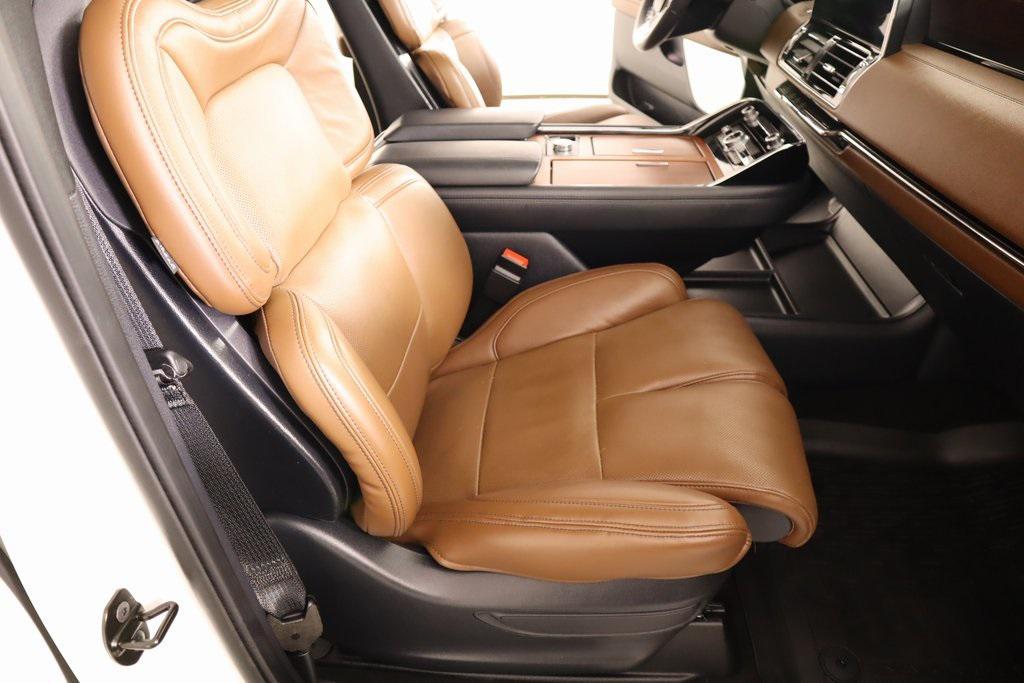 used 2024 Lincoln Navigator car, priced at $80,999