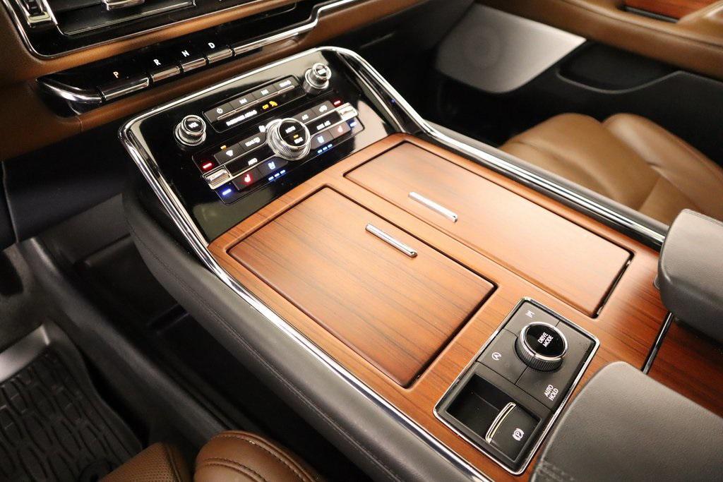 used 2024 Lincoln Navigator car, priced at $80,999