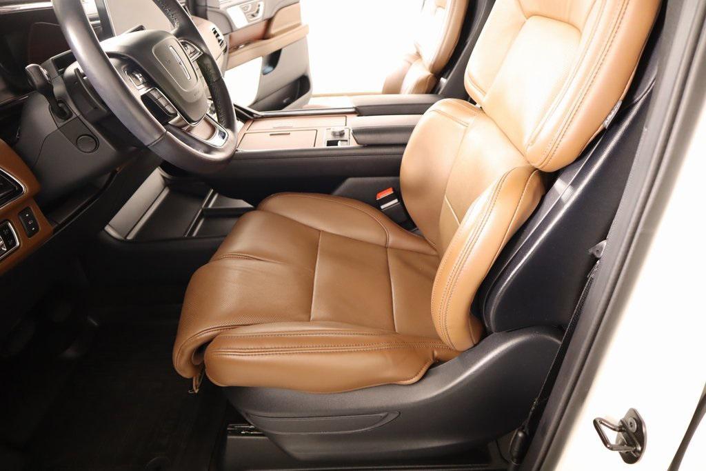 used 2024 Lincoln Navigator car, priced at $80,999