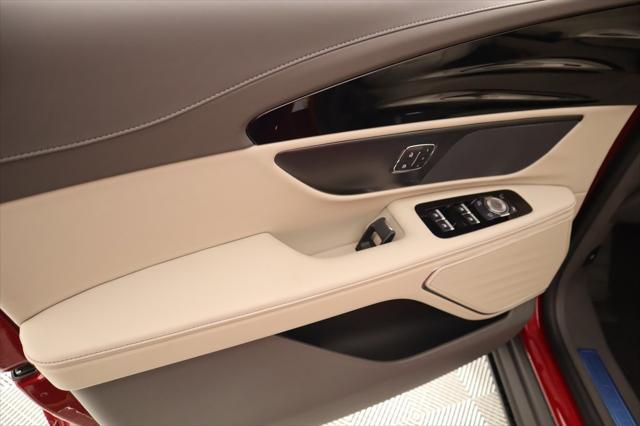 new 2025 Lincoln Nautilus car, priced at $51,526