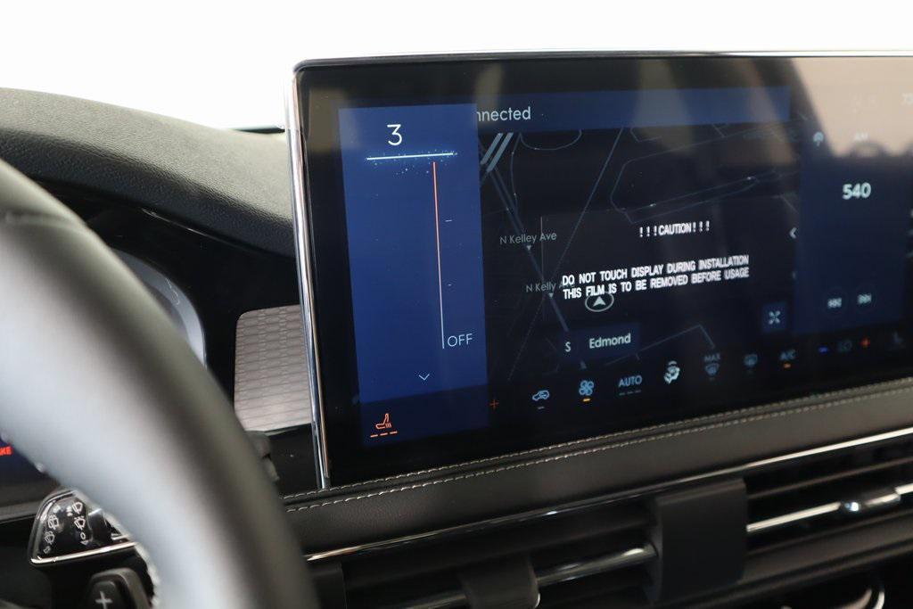 new 2025 Lincoln Corsair car, priced at $40,118